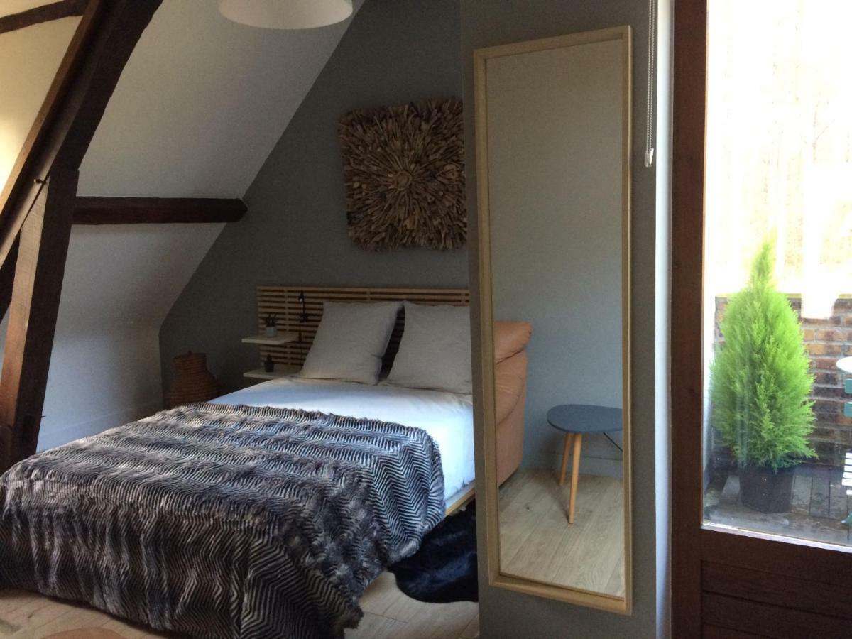Chambre A La Campagne Chaumont-sur-Tharonne Buitenkant foto